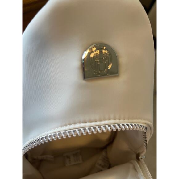 House of Harlow 1960 NWT Cream Off White Sherpa Sling Bag One Shoulder Backpack - Picture 7 of 7